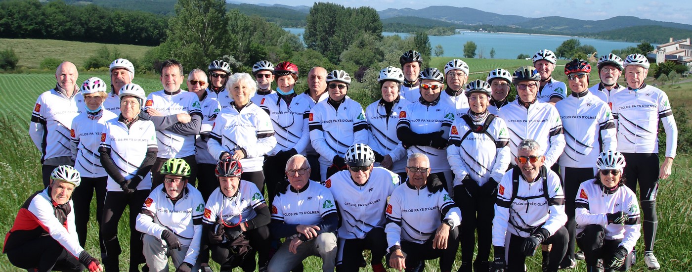 Lac de Montbel allongé.JPG